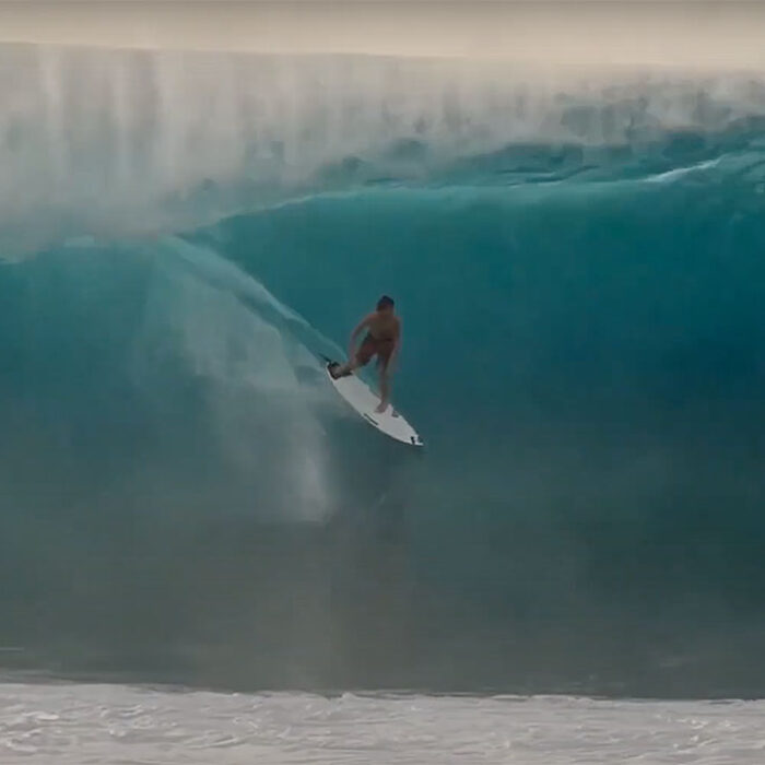 jack robinson surfing Pipeline