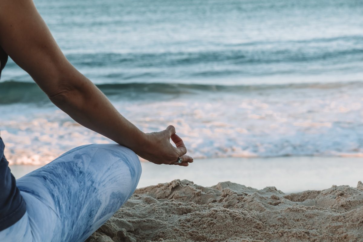 5 Yoga Poses to Try Post Flight - Vimarsana News