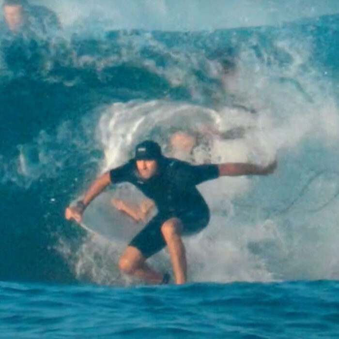 Snapper Rocks surf chaos