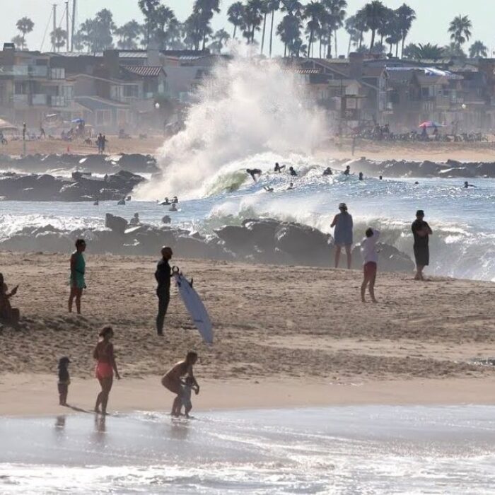 6 Minutes of Raw Newport Beach Footage During the Hurricane Java Swell