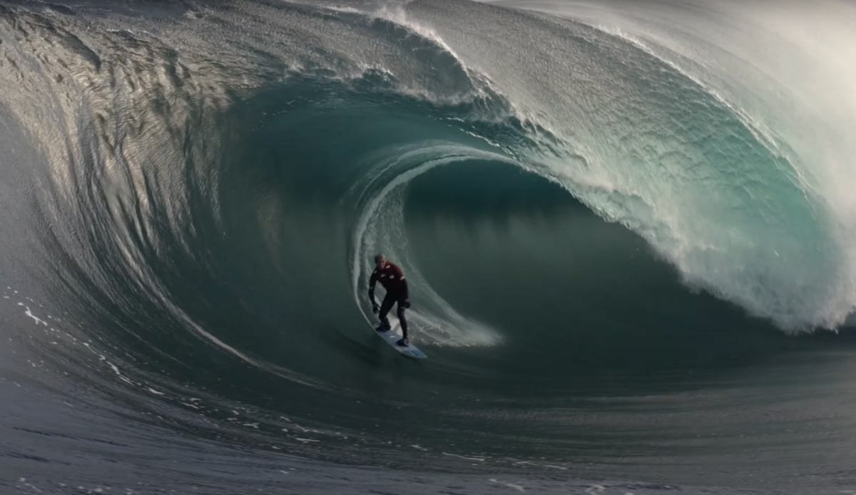 Ned Hart Takes On West Oz, 2-Wave Hold Downs and All - Vimarsana News