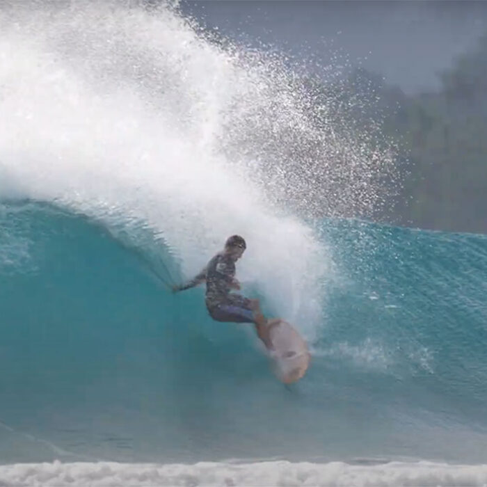 Surfing Indo
