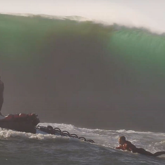 Maverick's surfing