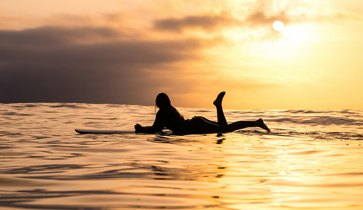Los investigadores dicen que los beneficios del surf para la salud mental en realidad pueden ascender a una cantidad de dólares