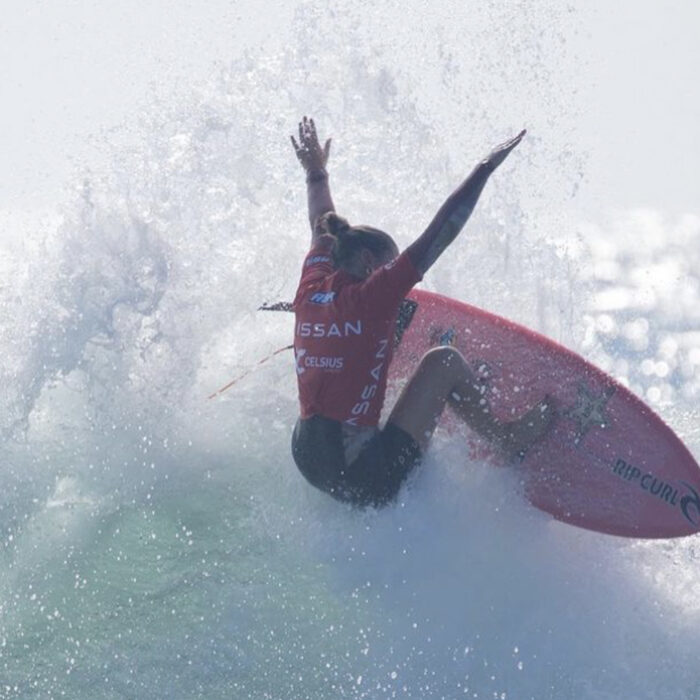 Photo: Super Girl Surf Pro // Instagram