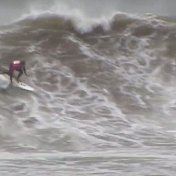 Andy Irons Kelly Slater surfing Mundaka