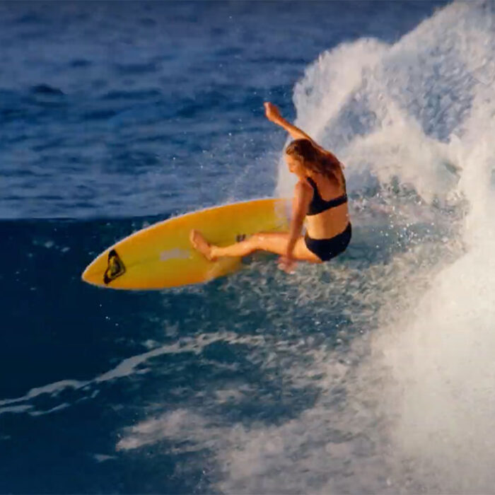Stephanie Gilmore surfing