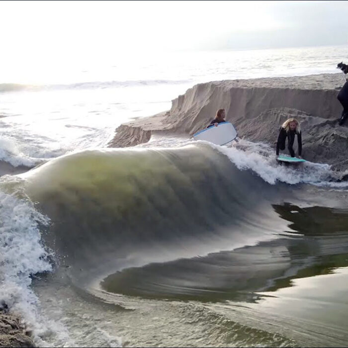 The debate about whether surfers should be able to manually breach the sand berm to surf a standing wave at Aliso Creek has again bubbled to the surface.