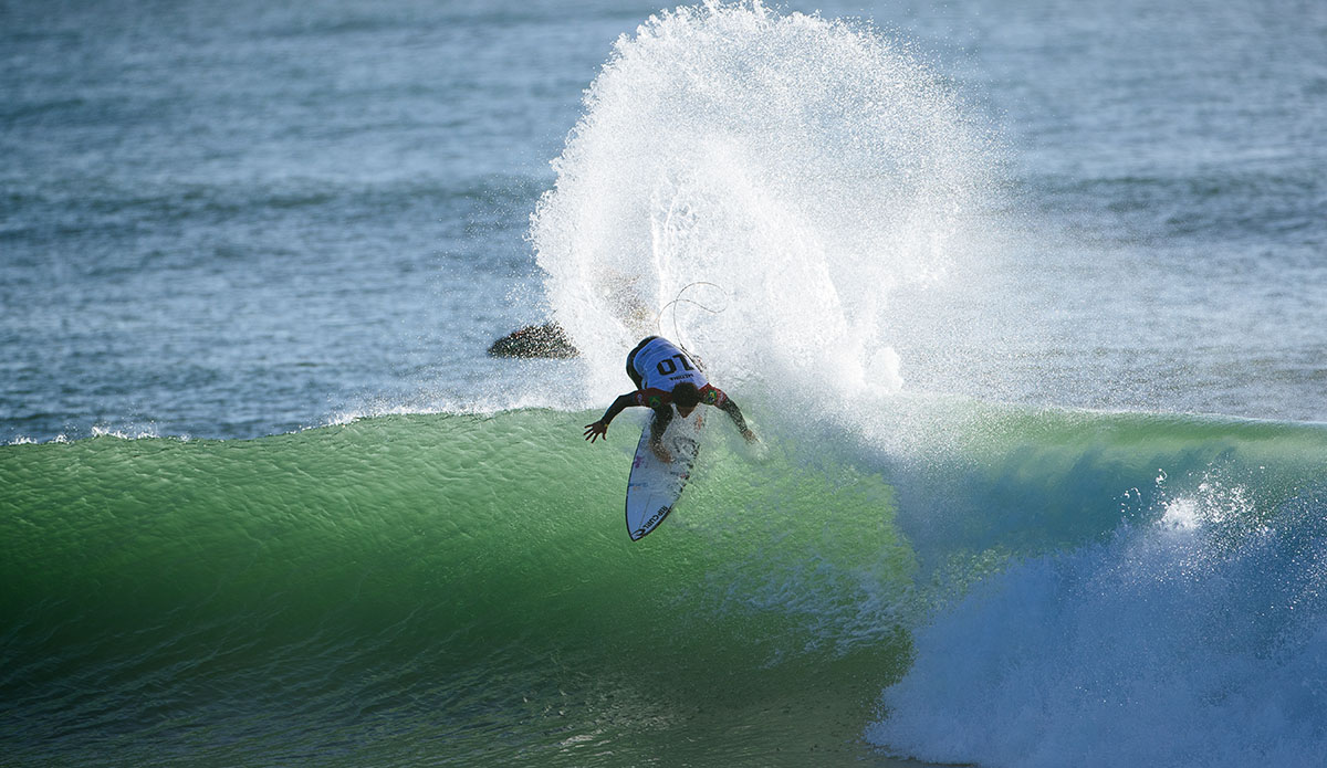 Gabriel Medina Is Back in a Big Way as Championship Tour Surfers Light Up Supertubos - Vimarsana News