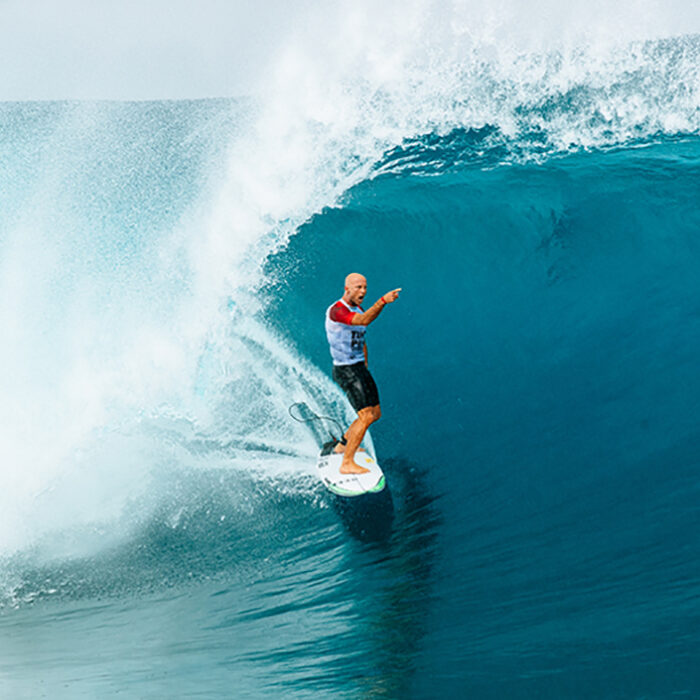 5 Perfect 10s From Teahupo'o Contests of the Past