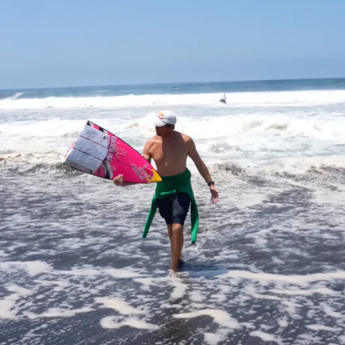 Jamie O'Brien suffering the consequences of lending out your board. Photo: Jamie O'Brien // YouTube