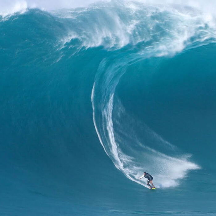 Jaws surfing