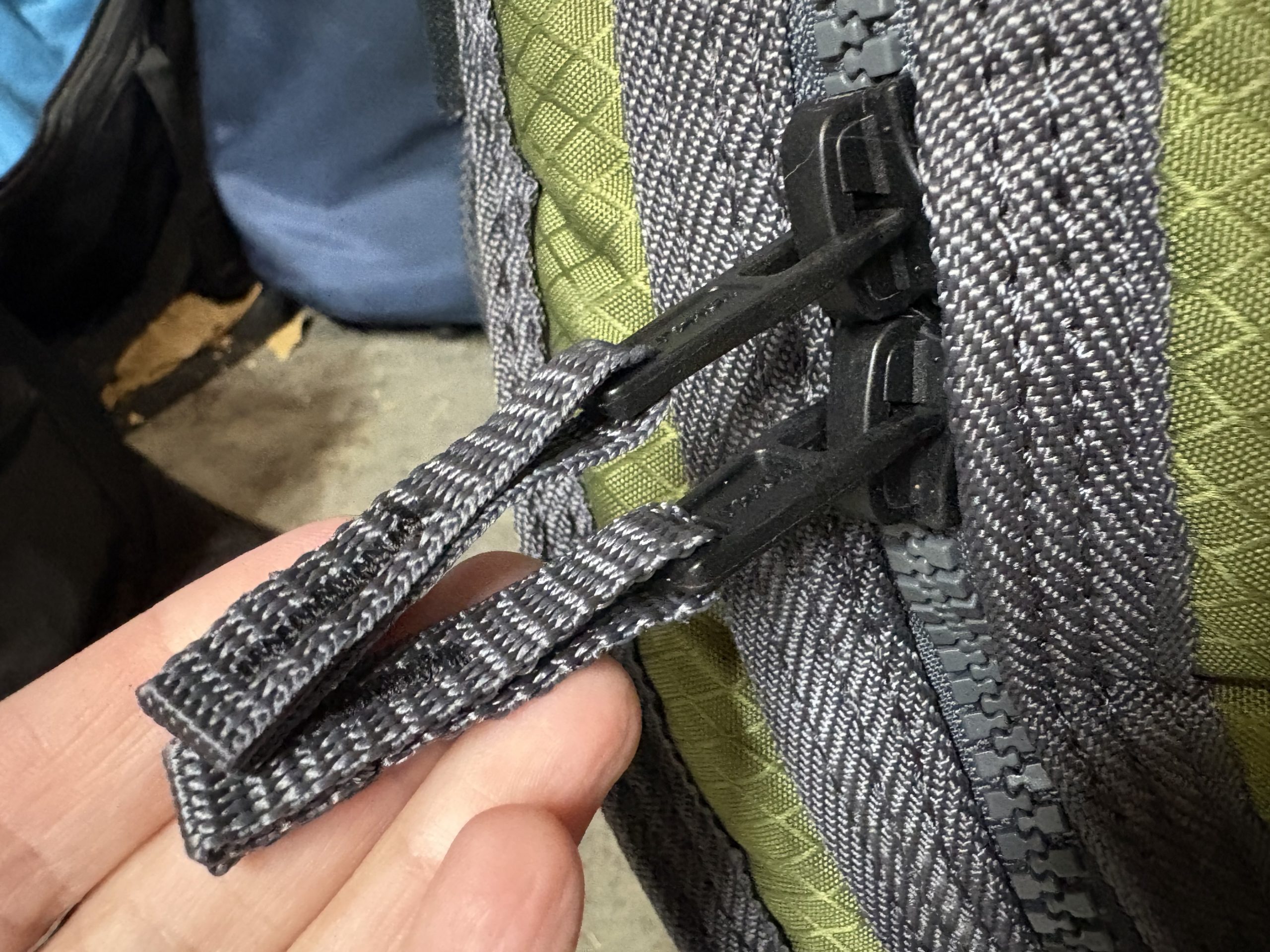 zippers on a surfboard bag