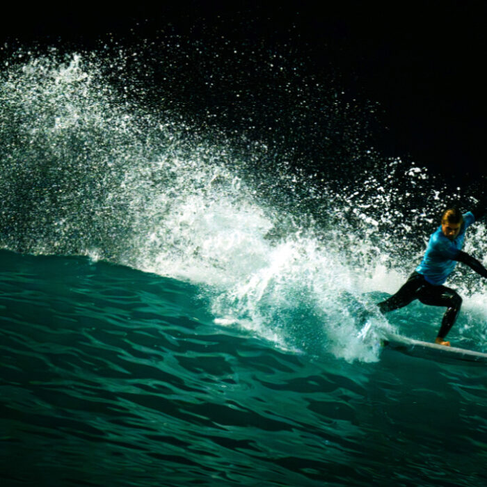 Watch the Men's Elimination Round at the Surf Abu Dhabi Pro