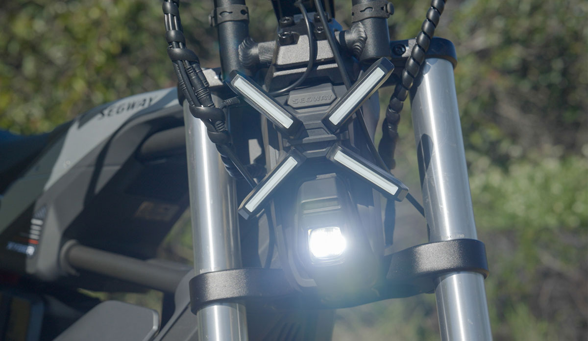 headlight on segway xyber e-bike