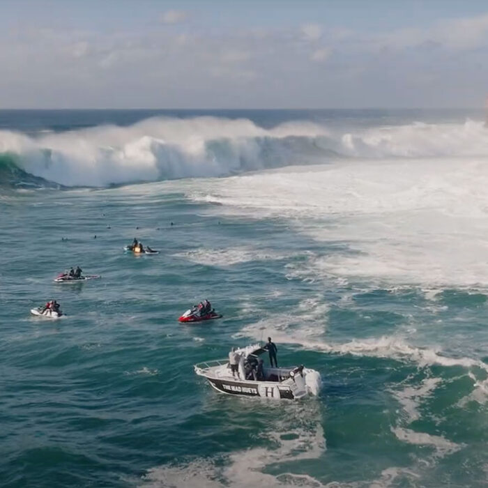 Ours surfing