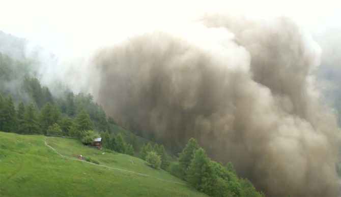 Landslide buries Blatten, Switzerland
