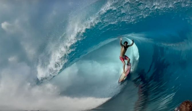 Matahi Drollet surfing Teahupoo