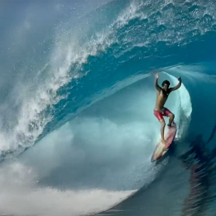 Matahi Drollet surfing Teahupoo