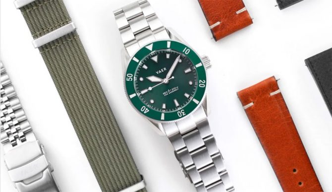 Vaer D4 Solar Dive watch