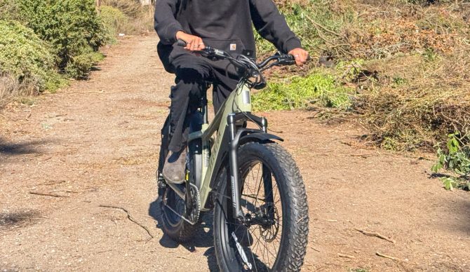 Aventon Aventure 3 close up on trail