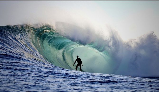 Shipstern Bluff surfing