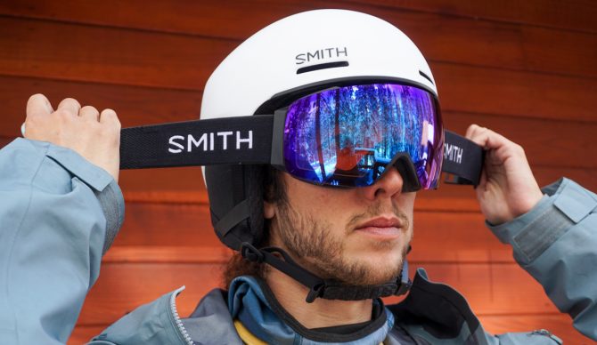 Putting on Smith Chromapop I/O Mag goggles