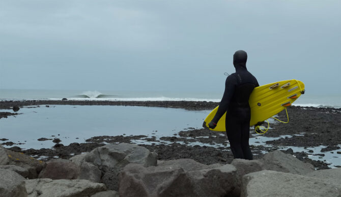 Nic von Rupp watching waves in Iceland