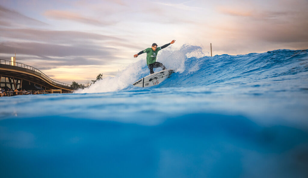 More Than 1,000 River Surfers Rode Munich’s Wave Pool for Free While ...