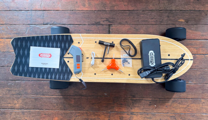 Meepo Flow with accessories