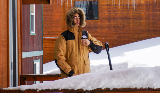 Will zipping up the Mcmurdo parka on a snowy back porch