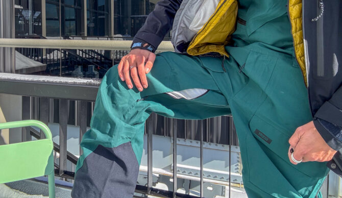 showing the internal thigh vents on the trewth bib primo