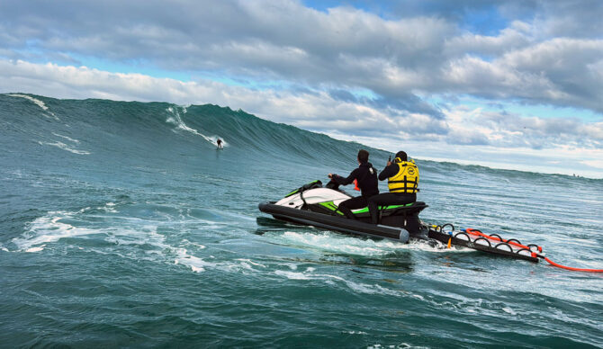 Want to Be a Big Wave Photographer? Here’s What I Had to Learn