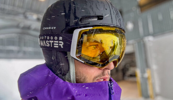 Outdoor Master Pro ski and snowboard goggles