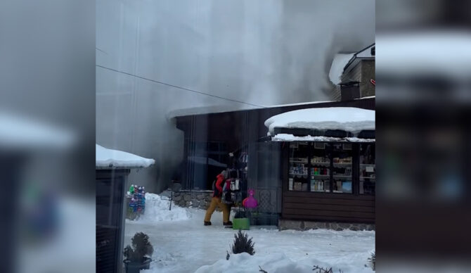 avalanche at Russian ski resort