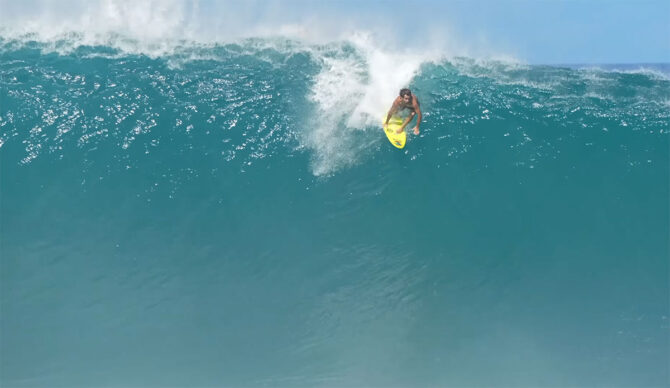 Mason Ho surfing a 5'6" at Pipeline