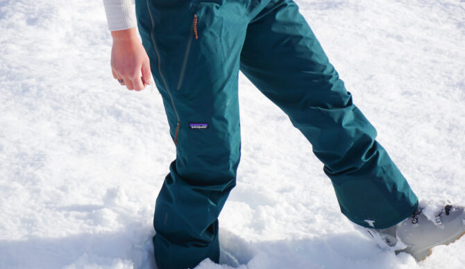 material on the patagonia powder town bib