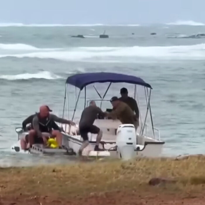 Murder Suspect Caught on Kauai After Manhunt Ends in Ocean