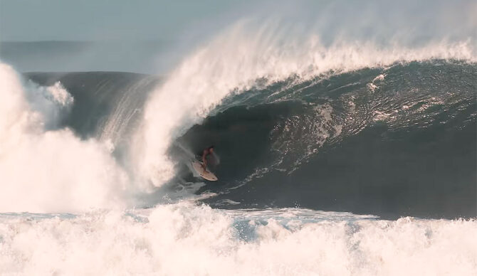 Puerto Escondido big wave surfing