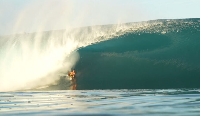 Teahupo'o bodyboarding