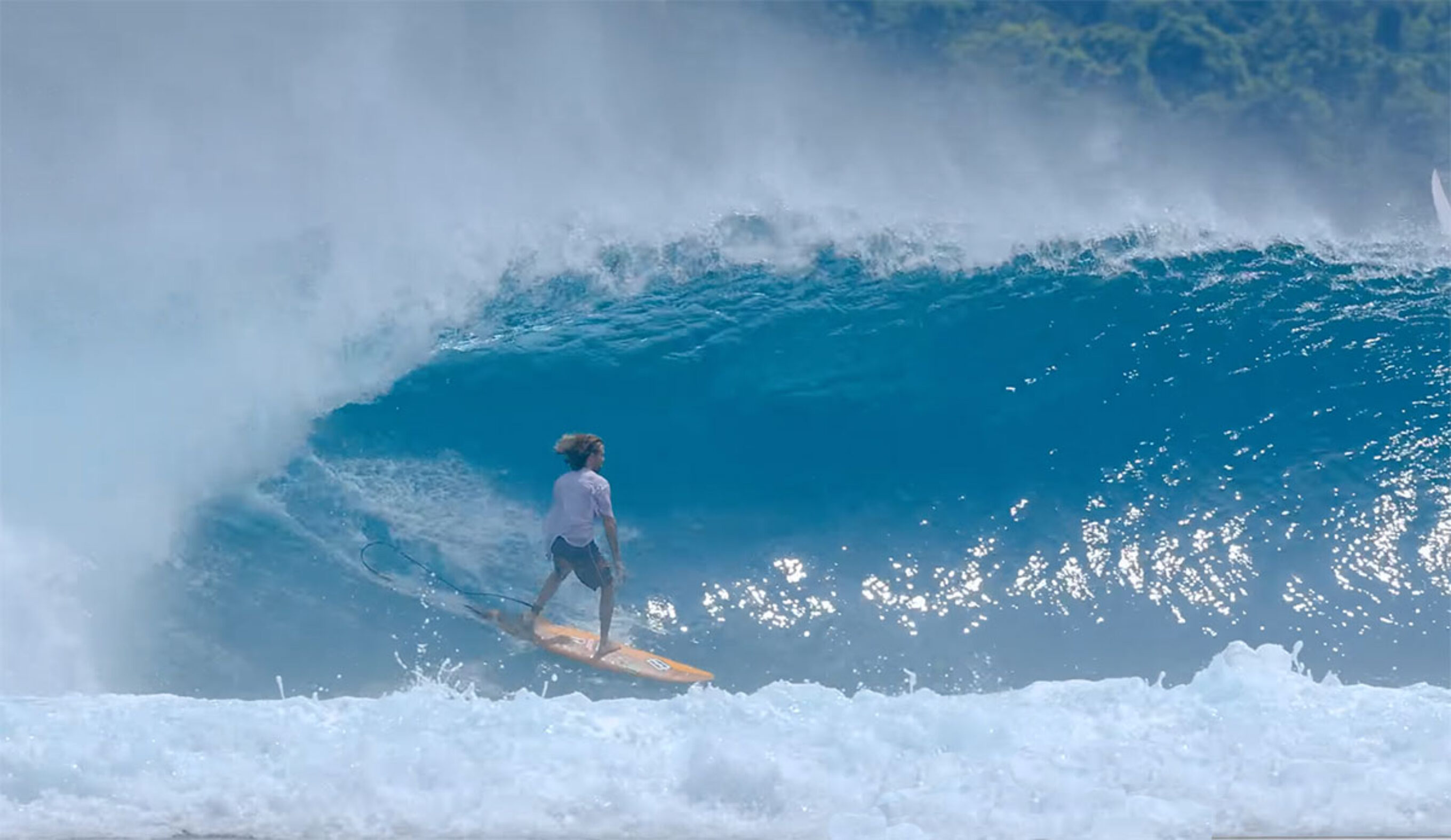 Hideaways surfing with William Aliotti