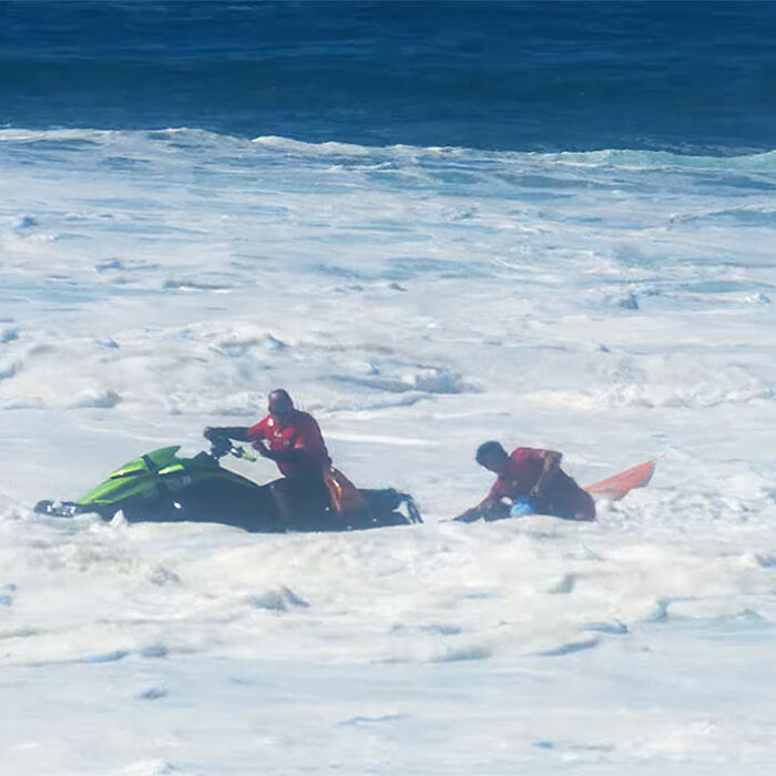Hawaiian Water Patrol rescuing surfer