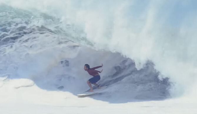 Mason Ho surfing Salina Cruz on a Simon Jones surfboard