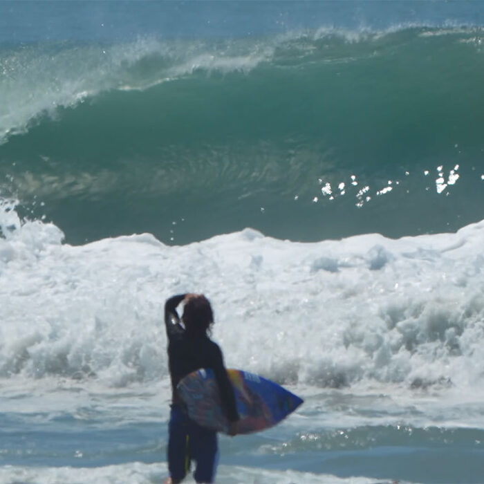 Mason Ho looking at barreling wave