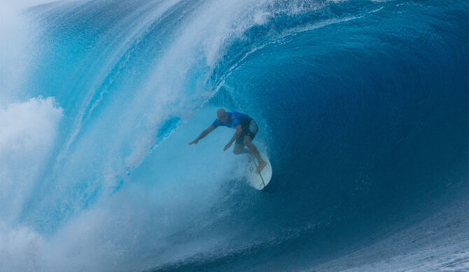 Kelly Slater surfing Teahupo'o