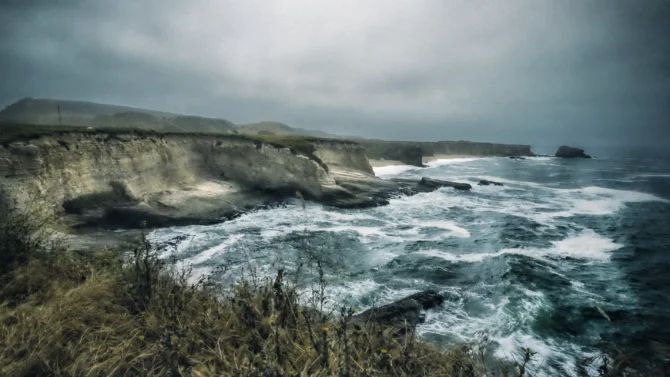 El Niño storm in Big Sur