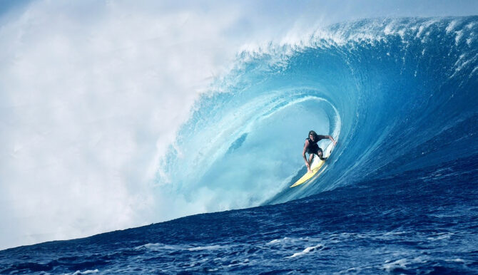 4 Days at Wild Cloudbreak Filmed by the Inimitable Tim Bonython