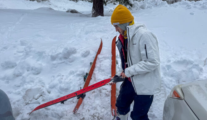 removing ski skins wearing the norrona lofoten pro