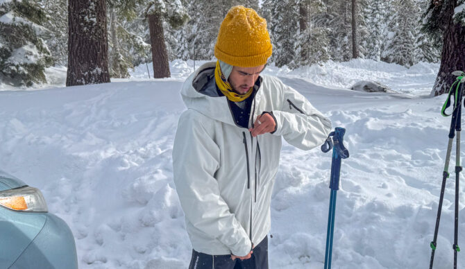 Zipping up the Norrøna Lofoten Gore-Tex Pro Ski Jacket